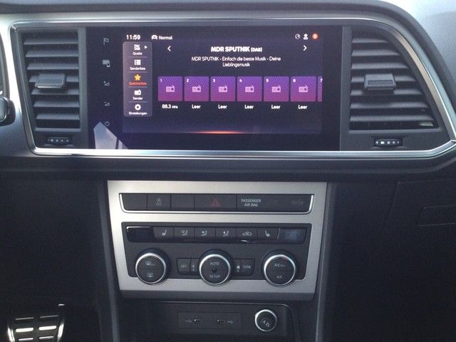 Fahrzeugabbildung SEAT Ateca TSI FR DSG LED AHK Navi VC ACC RFK beats S