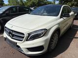 Mercedes-Benz GLA 200 AMG Line Panorama|Memory|Xenon|Kamera - Mercedes-Benz Gebrauchtwagen von 2014