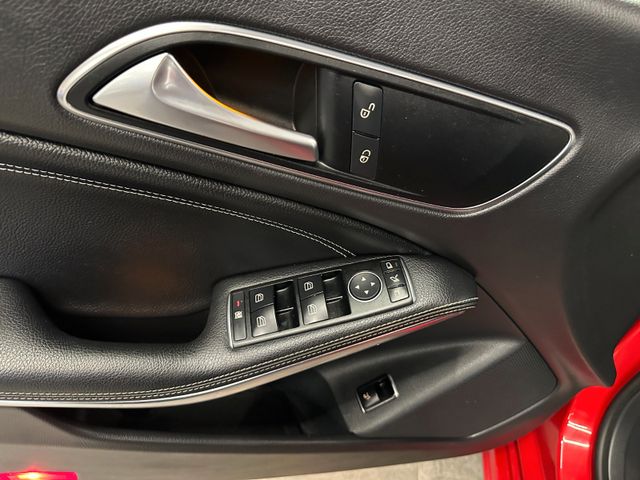 Mercedes-Benz CLA Shooting Brake CLA 180 *AMG*Navi*AHK*