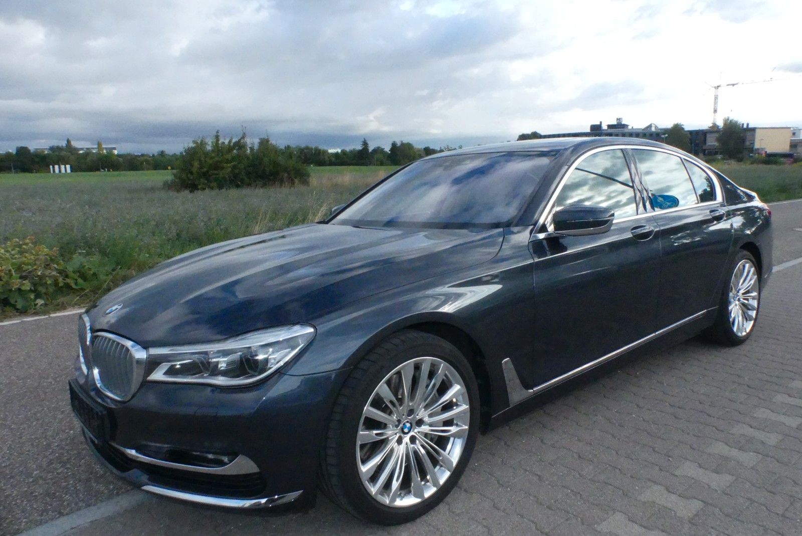 BMW 750 i