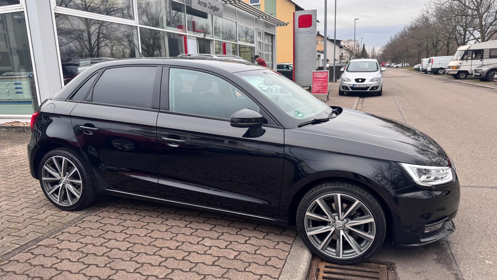 Audi A1 1.4  S tronic sport// Finanzierung Garantie