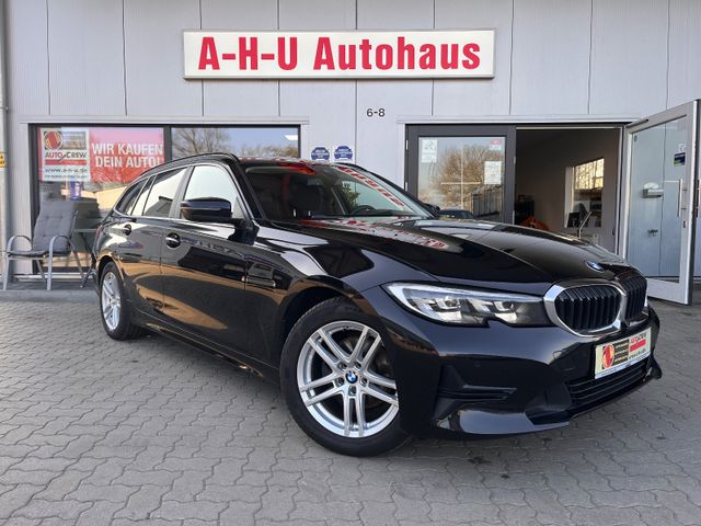 BMW 320 d xDrive Touring Advantage
