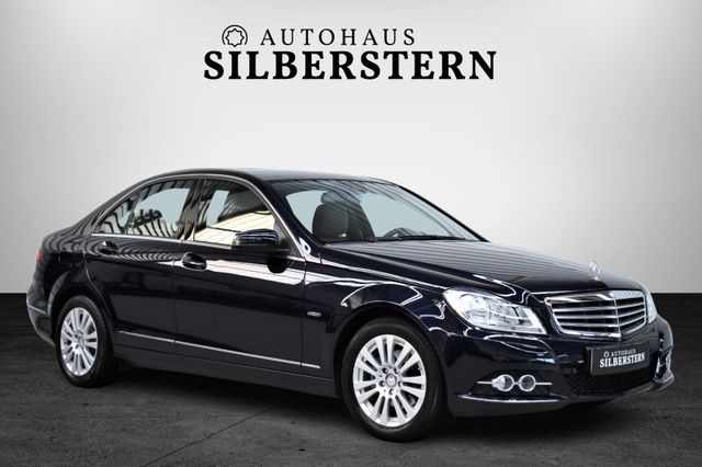 Mercedes-Benz C 180 CGI BlueEfficiency+Aut.+Navi+Cavansitblau