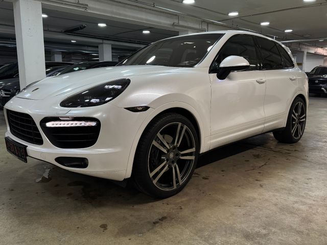 Porsche Cayenne Luftf.~Leder~Bose~AHK~Chrono