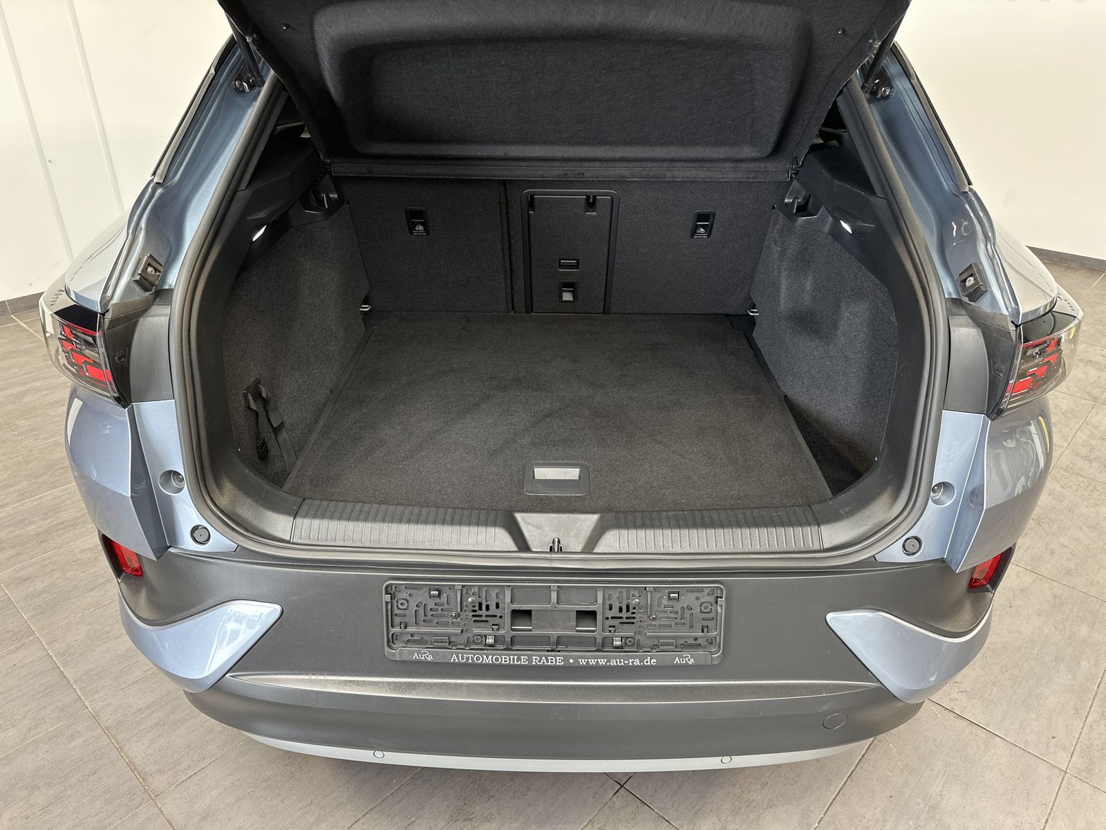 Fahrzeugabbildung Volkswagen ID.4 4M GTX Sport NAV+LED+ACC+KAM+HUD+CARPLAY+VC