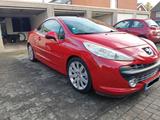 Peugeot 207cc Cabrio - Peugeot 207 aus 2009 mit Diesel-Antrieb
