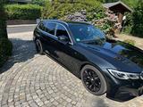 BMW 320d Touring M Sport Automatik M Sport - BMW 320 Gebrauchtwagen in Bremen