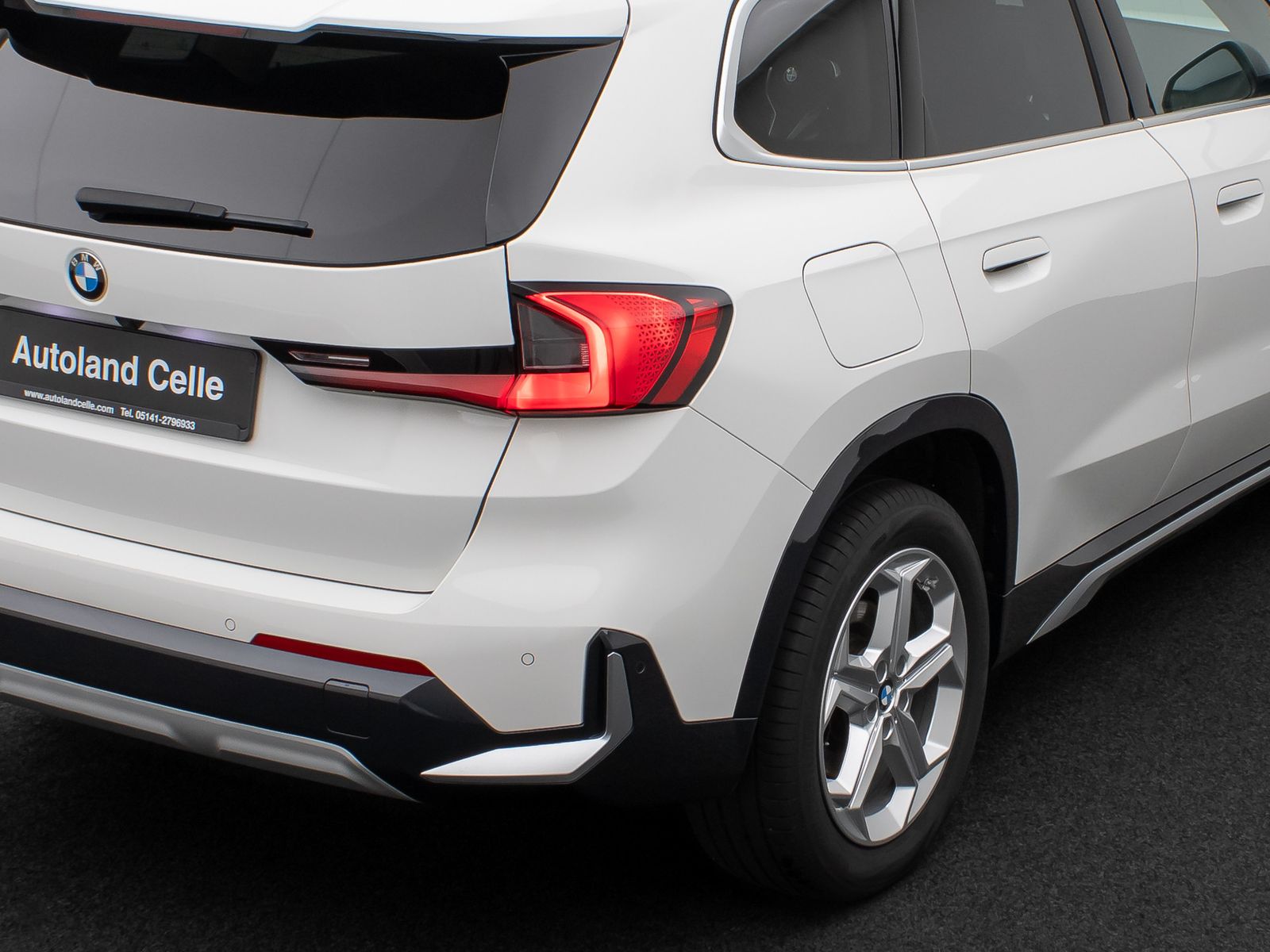 Fahrzeugabbildung BMW X1 xD20d xLine 360°Panorama HUD DAB Komfort AHK