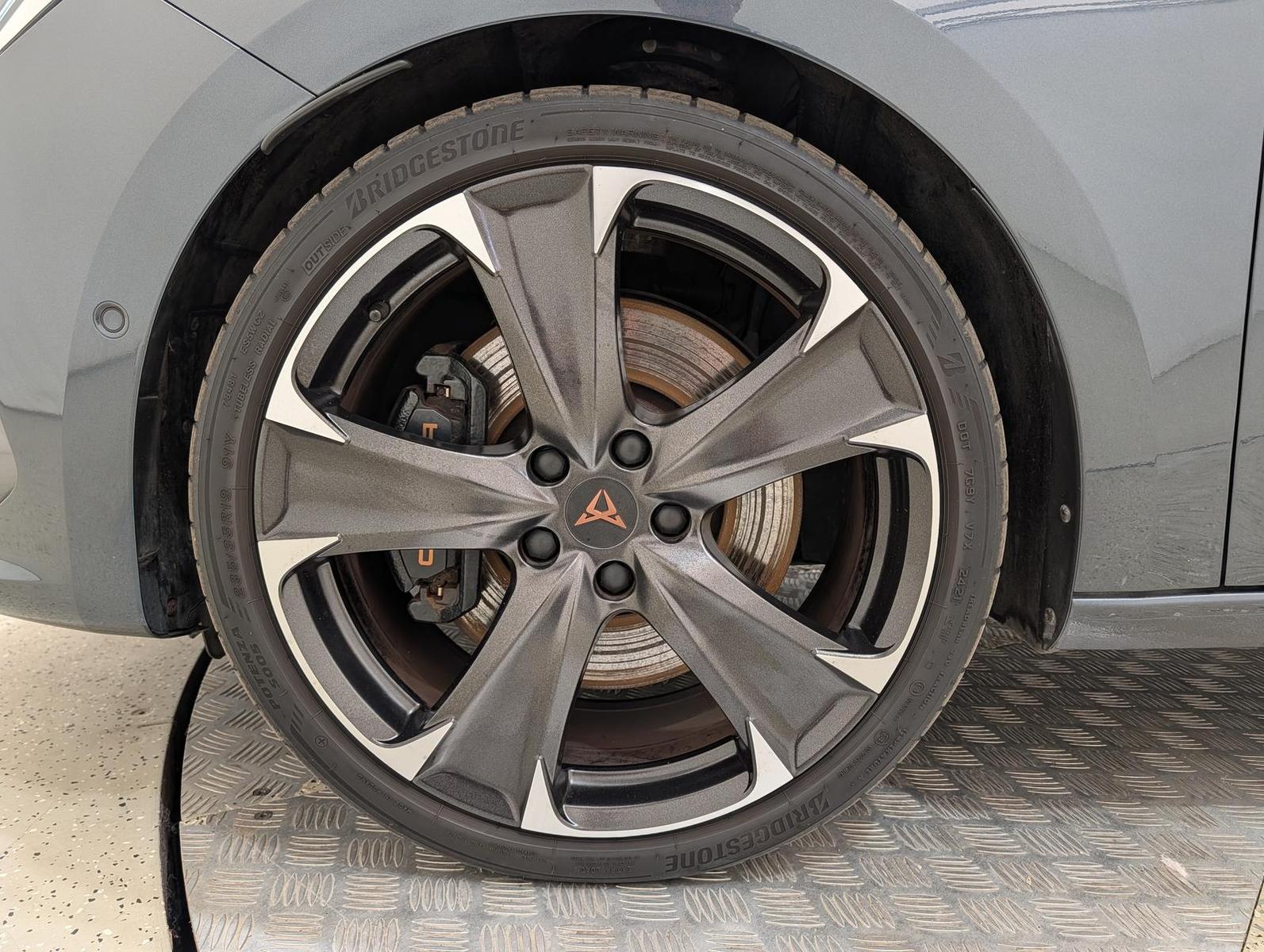 Cupra Leon ST 2.0 TSI DSG VZ 4Drive Beats Pano FULL LI, миниатюра 9