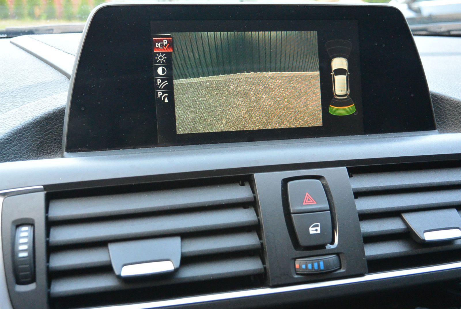 BMW 120 i Advantage Kamera Schiebedach LED HiFi foto 12