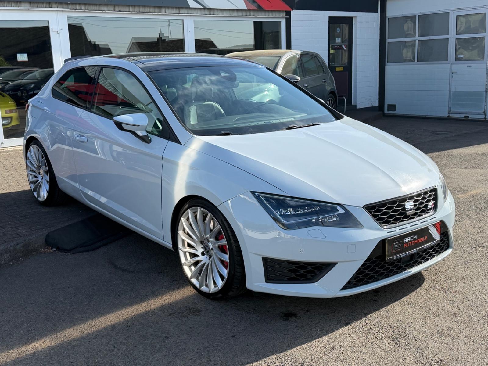 Seat SC Cupra 265 Navi/Panorama/Sportauspuff/19 Zoll