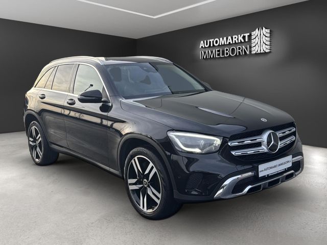 MERCEDES-BENZ GLC 300 de VIRTUAL*Sound*Distro*20*Mubeam*Kamera