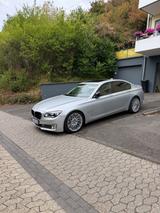 BMW 740i,Harmann-Kardon,Massage,Tv,Sitzbelüftung - gebrauchte BMW 7er Reihe aus dem Jahr 2012