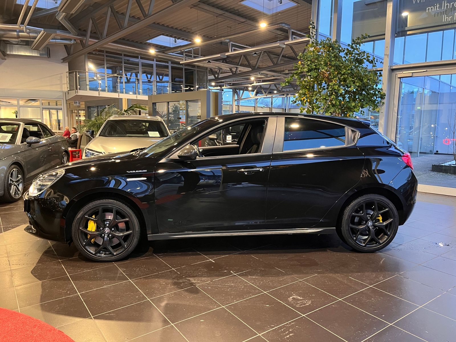 Fahrzeugabbildung Alfa Romeo Giulietta Speciale  Veloce KLIMA XENON NAVI ALU