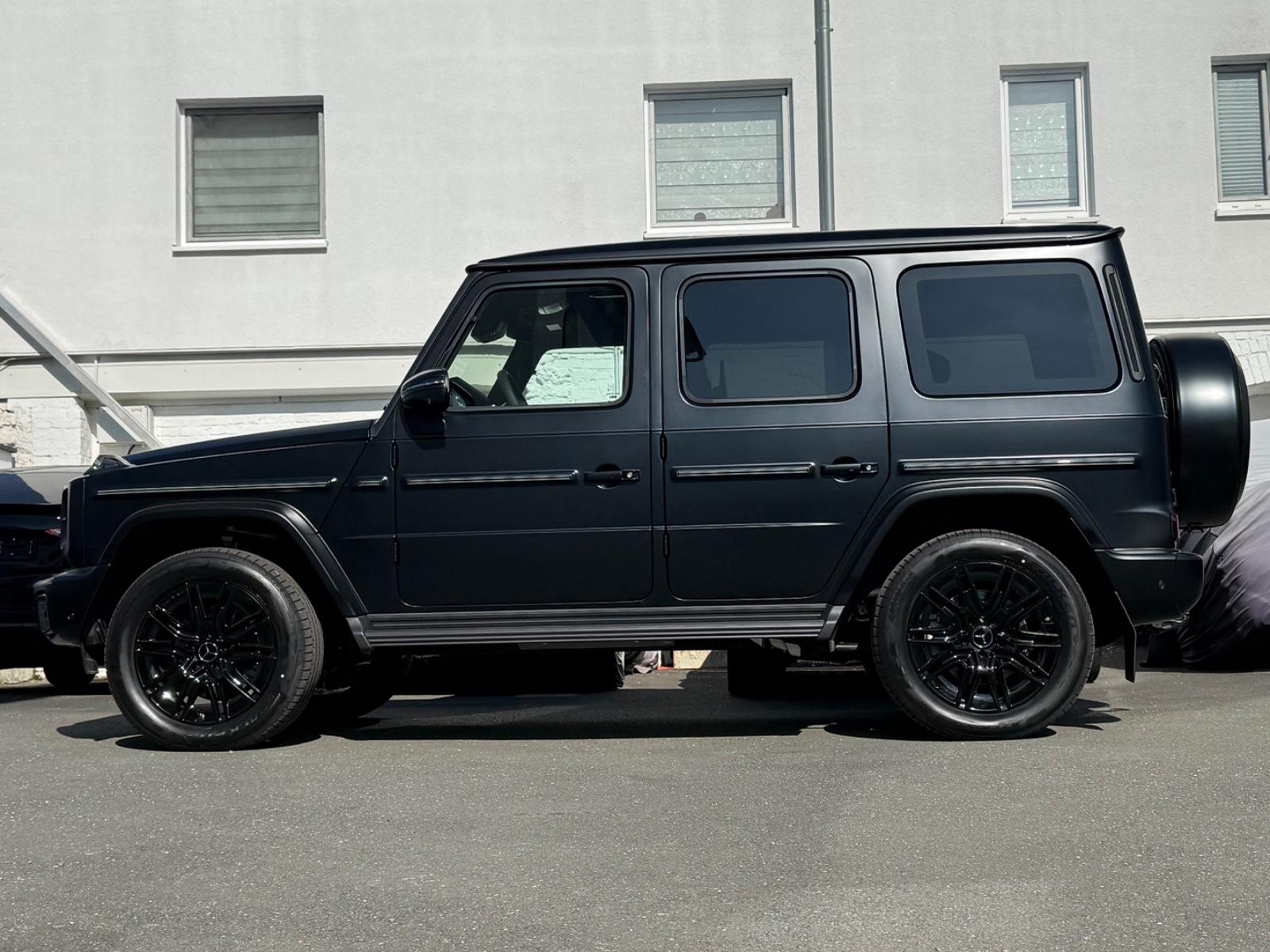 Mercedes-Benz G 500