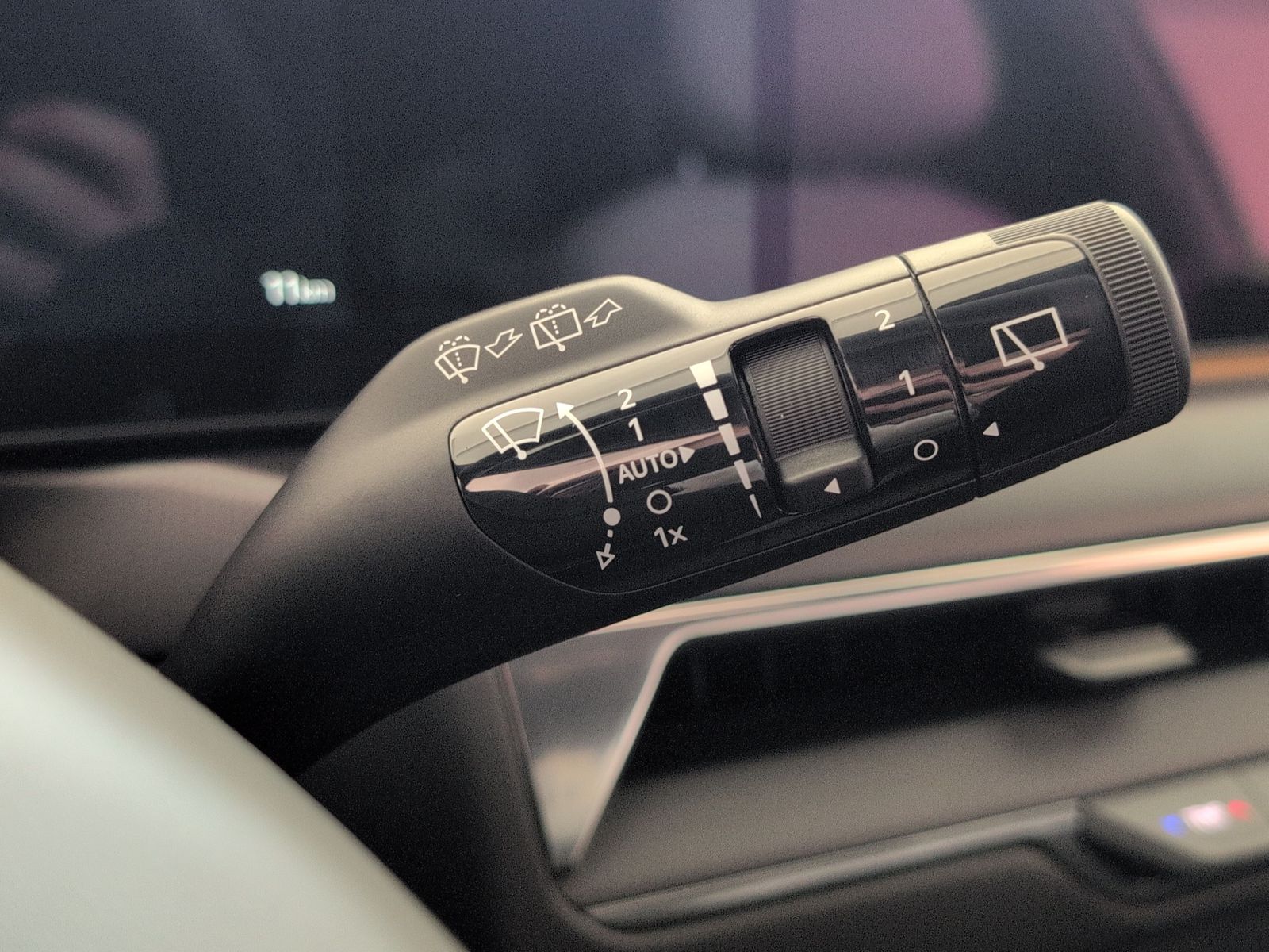 KIA EV9 AWD GT-Line 99,8-kWh Glasdach – Bild 36