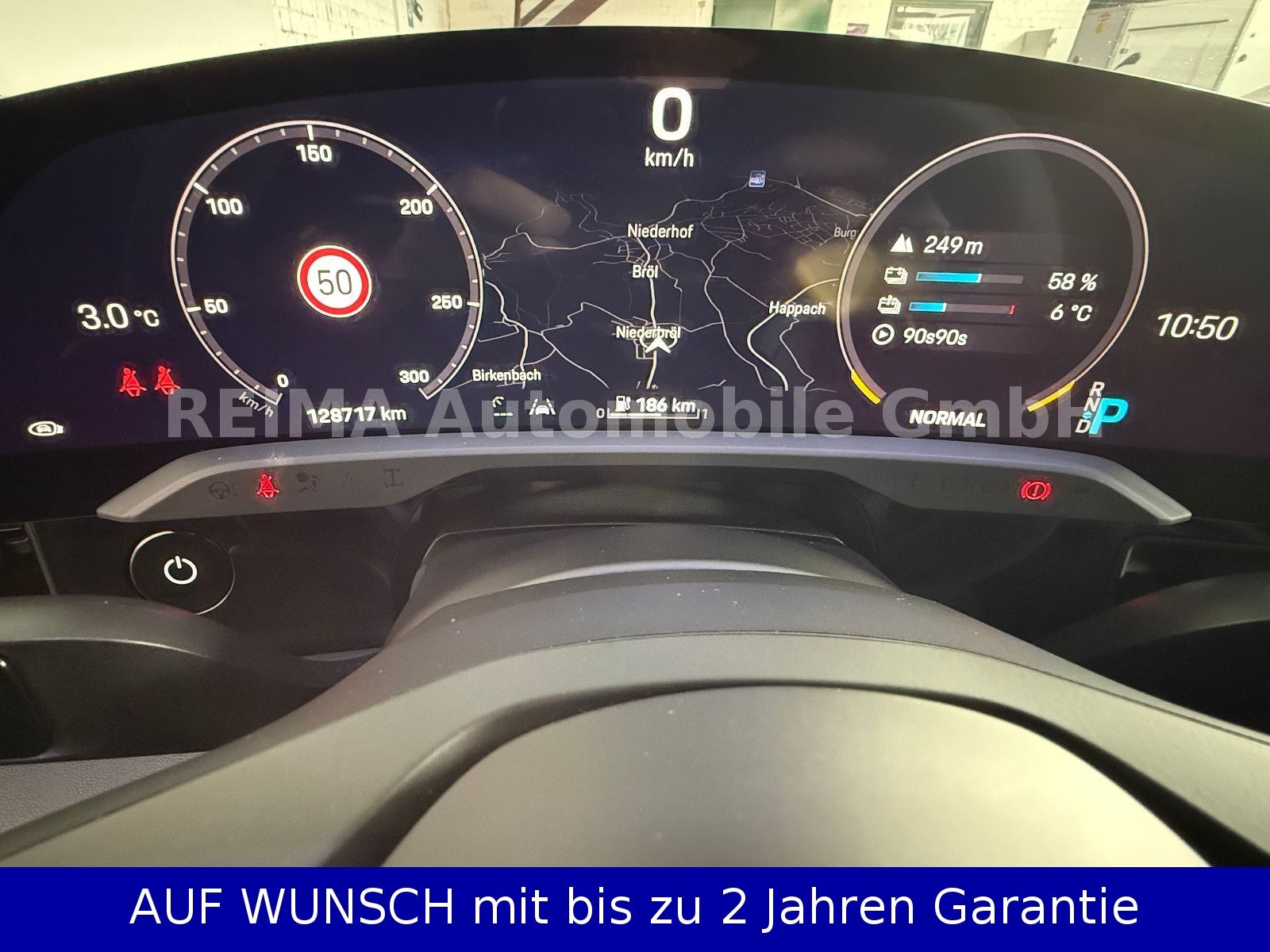 Fahrzeugabbildung Porsche Taycan Cross Turismo 4, Pano, 360°, SOH 90,8 %