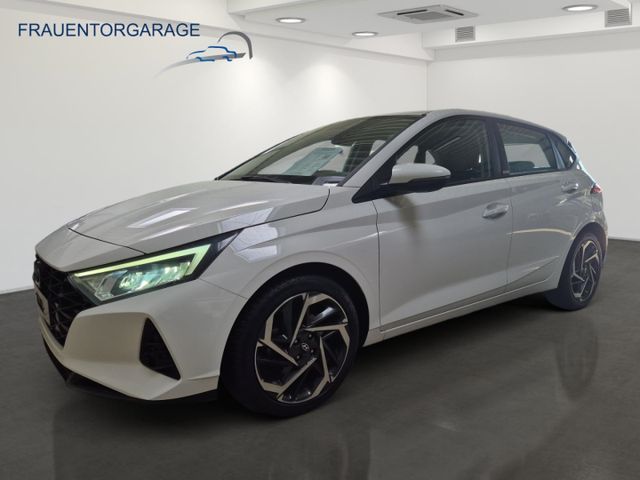 Hyundai i20 Intro Edition Apple CarPlay Android Auto Fah