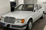 Mercedes-Benz E 260 - Mercedes-Benz E 260 aus 1992