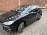 Peugeot Peugout 206 - gebrauchte Peugeot 206 aus dem Jahr 2001
