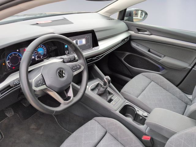 Golf VIII Variant 2.0 TDI AHK+NAVI+LED+SHZ
