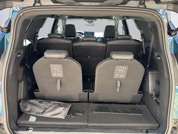 Peugeot 5008 - 5