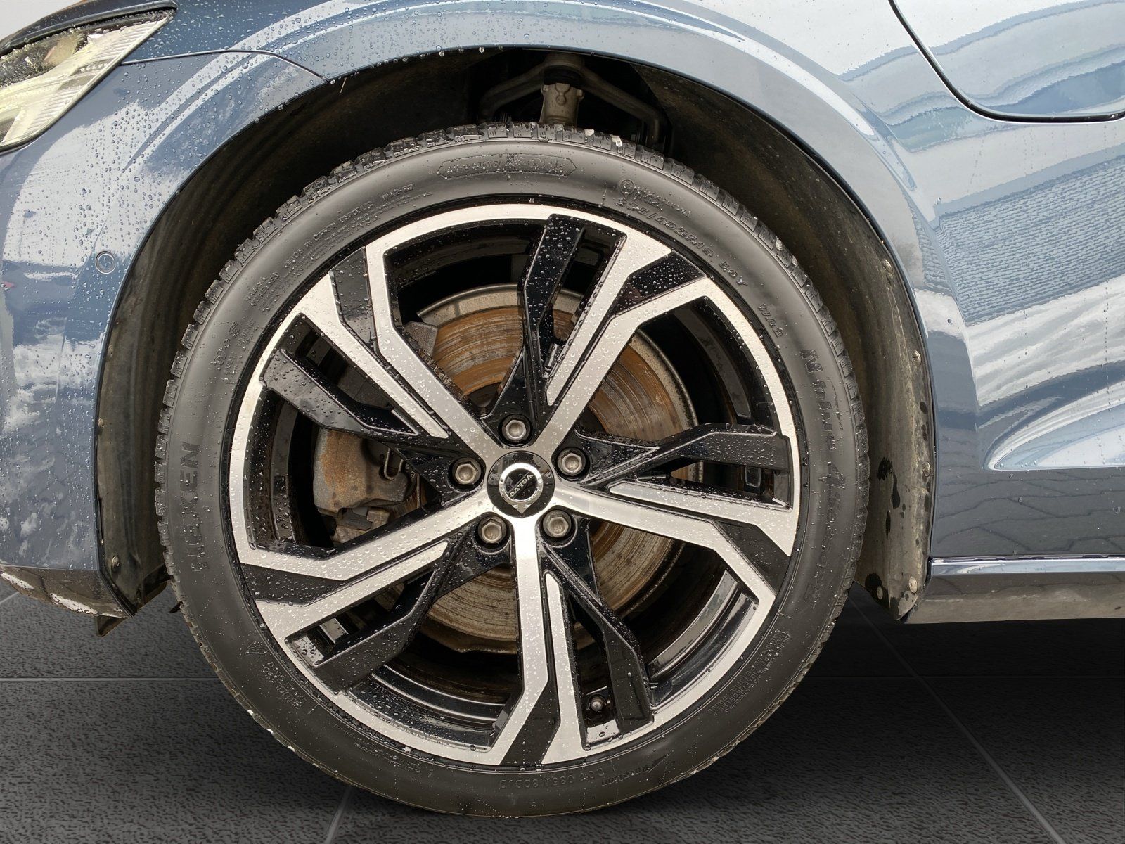 Volvo V60 T8 Plus Dark AWD*AHK*4xSHZ*WiPa*360°* foto 15