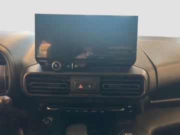 Fotografie 12 des Opel Combo Life 1,5 D Edition Navi, RFK, Lenkradheiz.