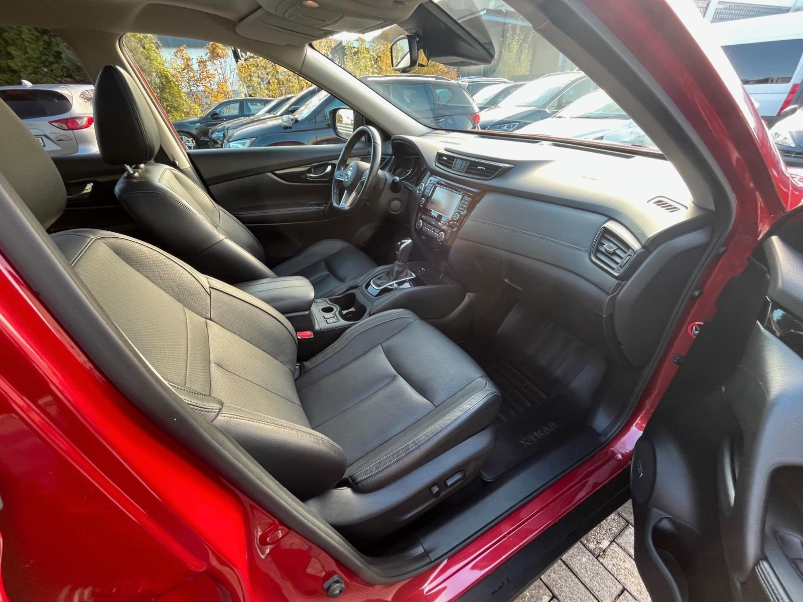 Nissan X-Trail Tekna*Pano*Bose