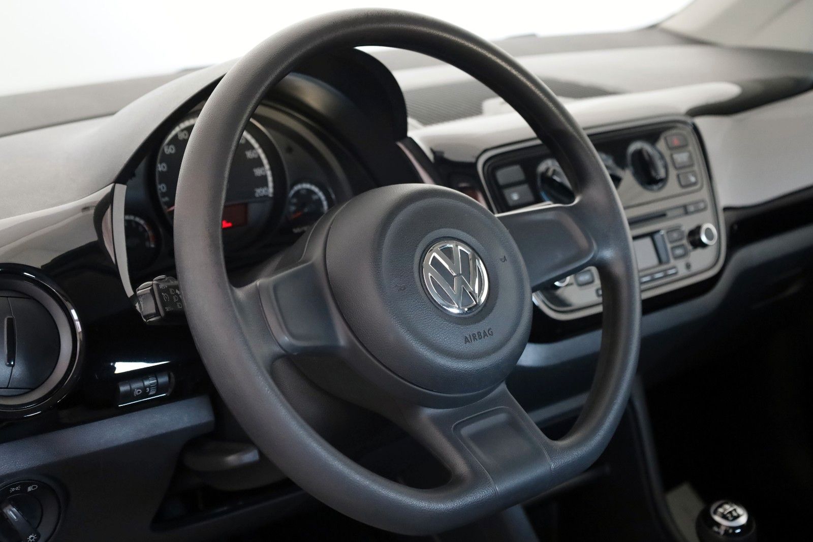 Fahrzeugabbildung Volkswagen up! move up! SH,PDC,Allwetterreifen