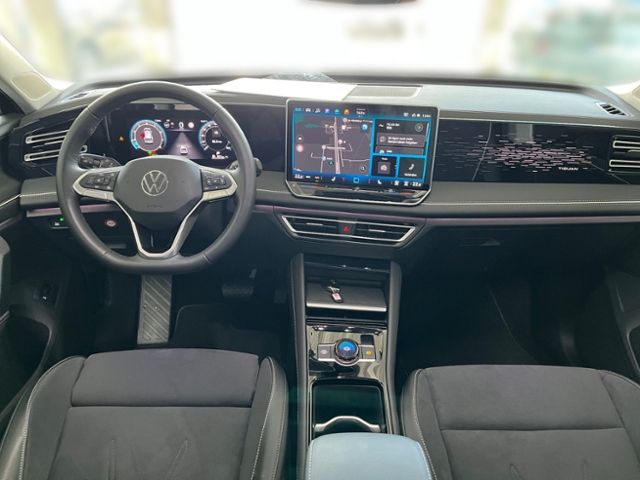 Fahrzeugabbildung Volkswagen Tiguan 1.5 eTSI DSG ELEGANCE AHK IQ.DRIVE IQ.LIG