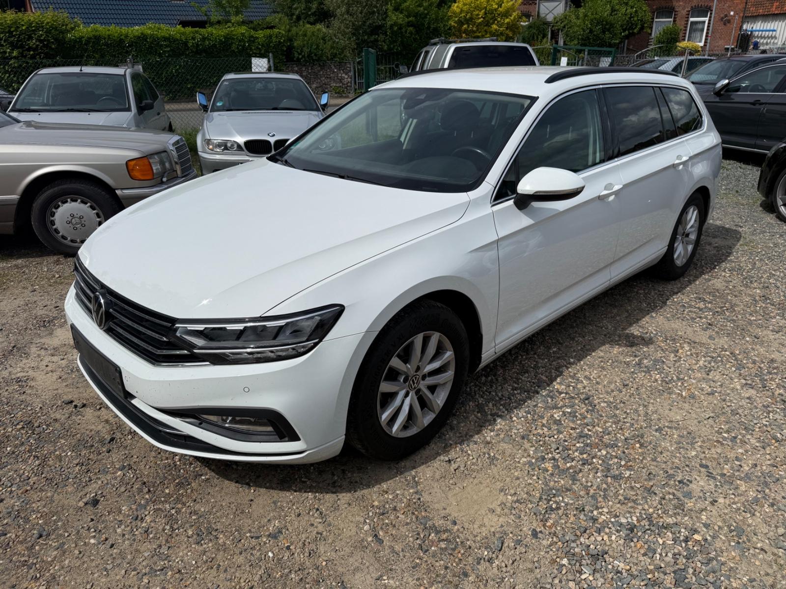 Volkswagen Passat Variant Business /Digital Tacho / 1. Hand