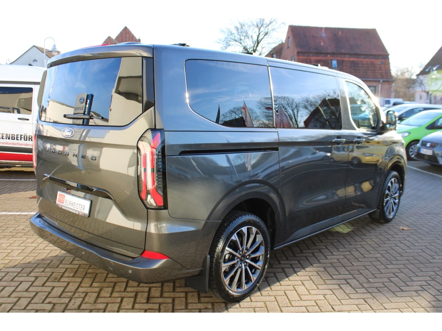 FORD Tourneo Custom 320 L1 Titanium X Matrix ACC AHK - Image 4