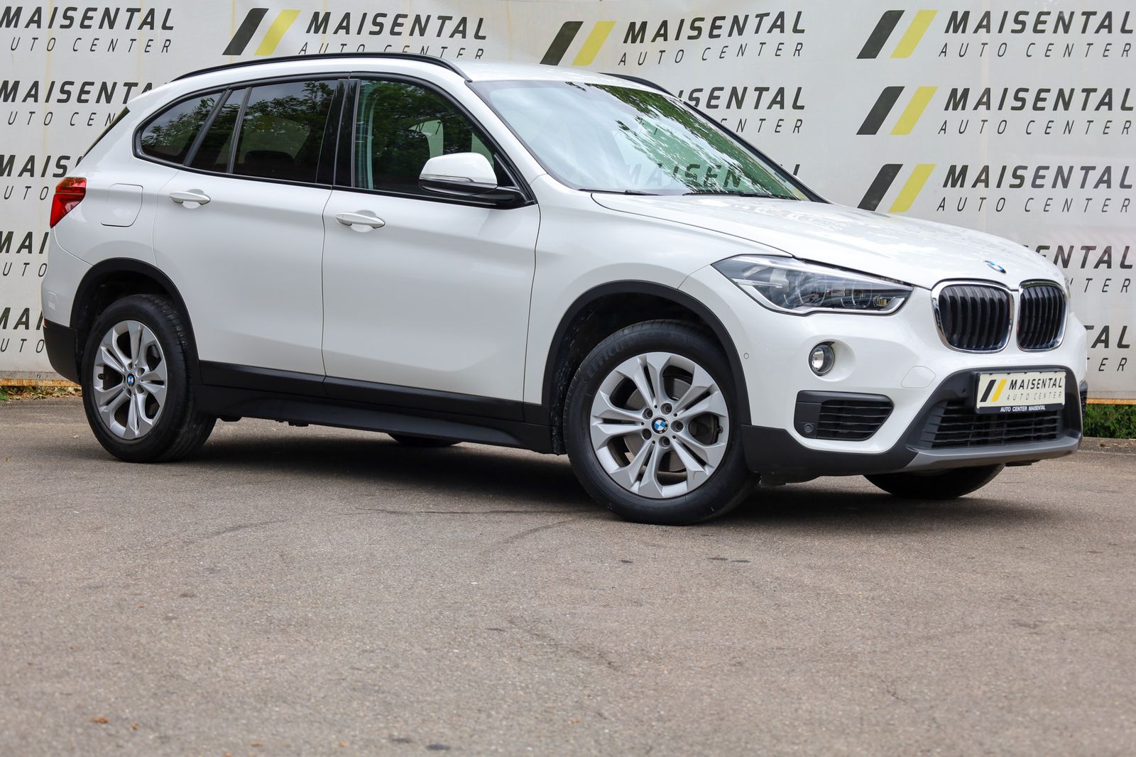 BMW X1 - 1