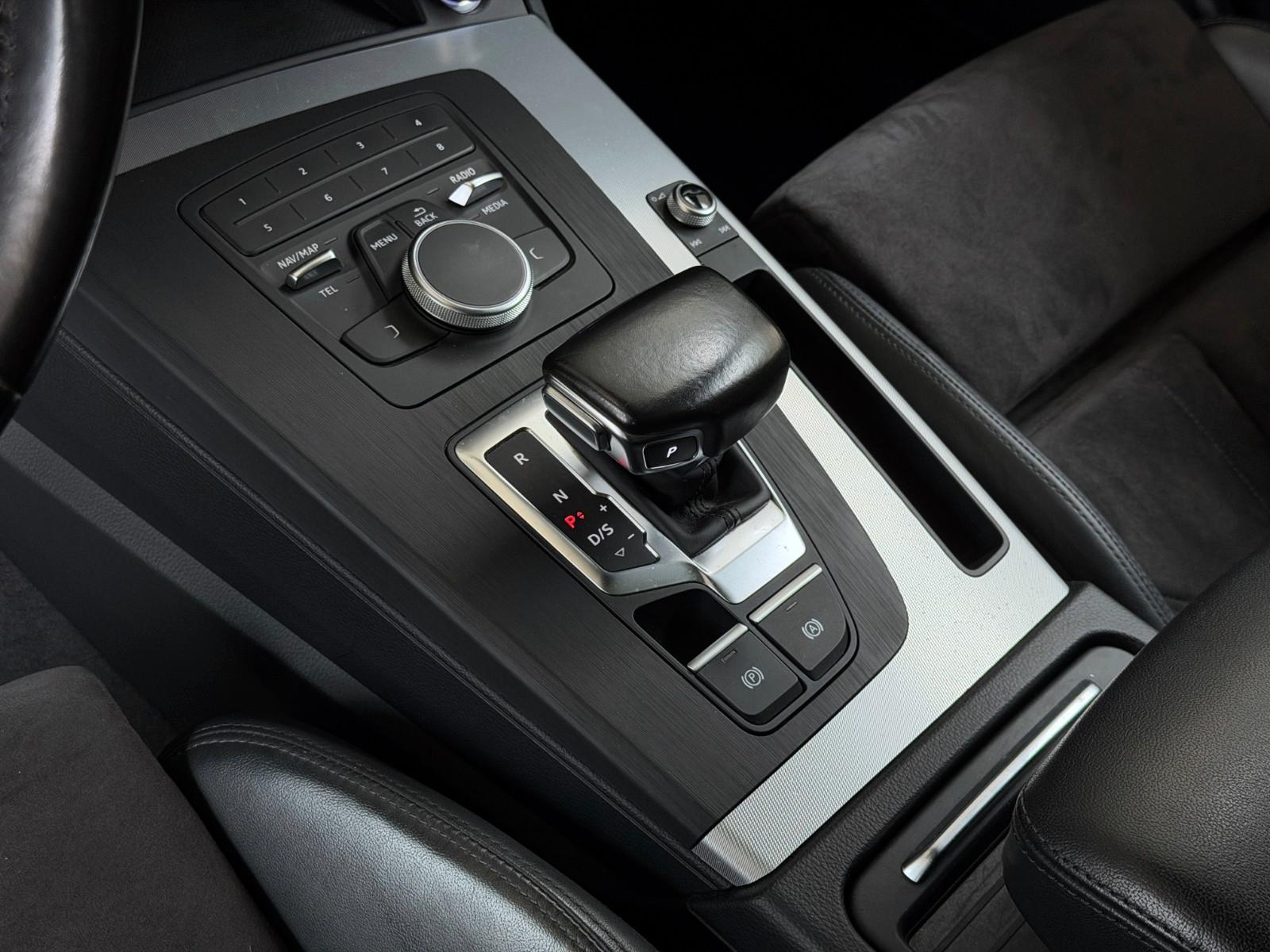 Audi Q5 quattro Sport*S-line*Kamera*LED*AHK*Panorama*