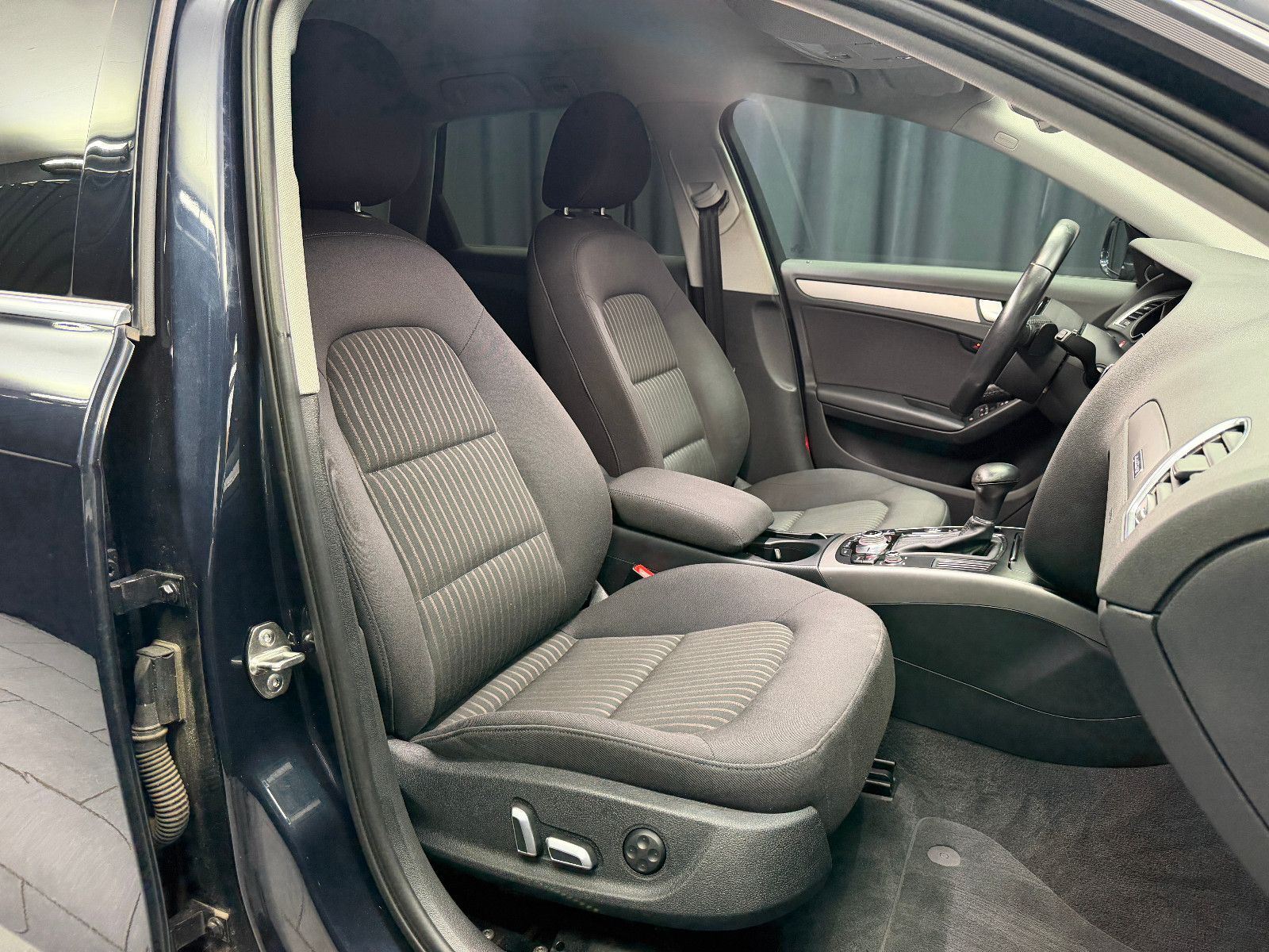 Fahrzeugabbildung Audi A4 Avant 3.0 TDI quattro|BANG&OLUFSEN|1.HAND