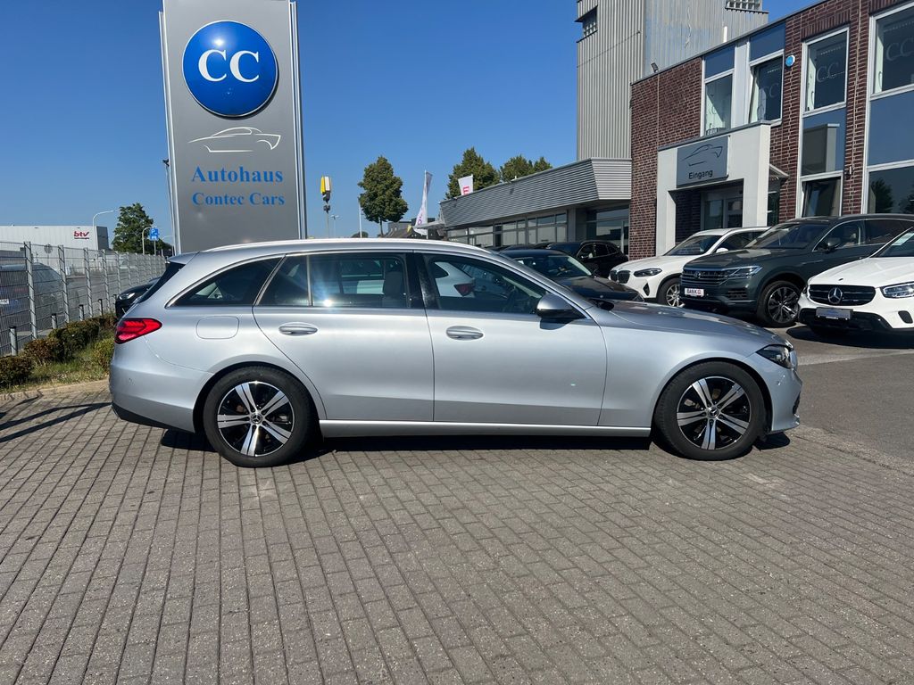 Image of Mercedes-Benz C 200