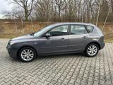 Mazda 3 1.6 Sport Active - Mazda: Mazda3 Active