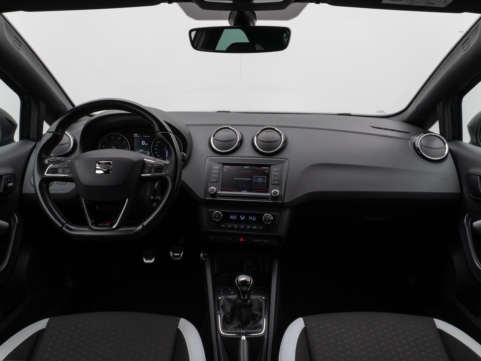 Fahrzeugabbildung SEAT Ibiza SC Cupra Bi-Xenon PDC 8Fach Tempomat Sport