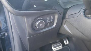 Bild 10 Opel CORSA Elektro GS