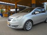 Opel Corsa 1.4 NAVI 74kW AutomatiK/Pano/PDCv+h. - Opel Corsa: Standheizung