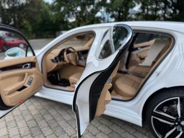 صورة مصغرة 15 لـ 2009 Porsche PANAMERA