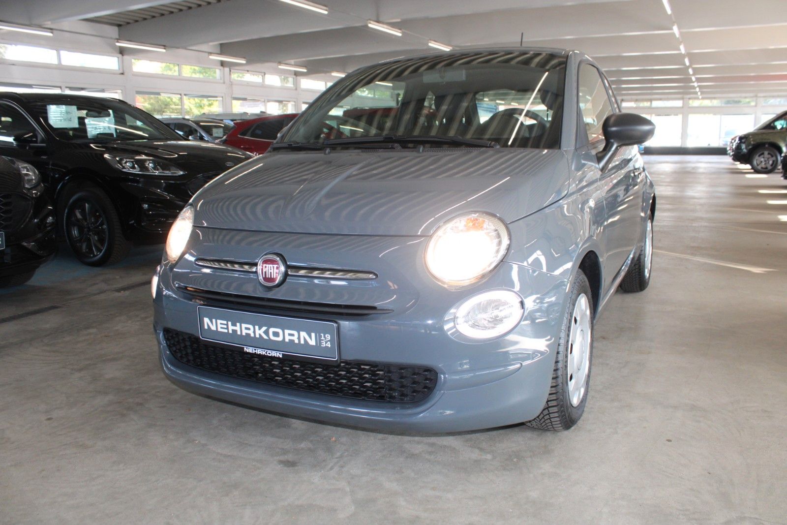 Fahrzeugabbildung Fiat 500 Hybrid CULT KLIMA DAB+ Allwetterreifen Tempo