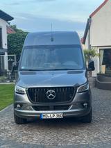 Mercedes-Benz Sprinter VIP 9Sitze TV