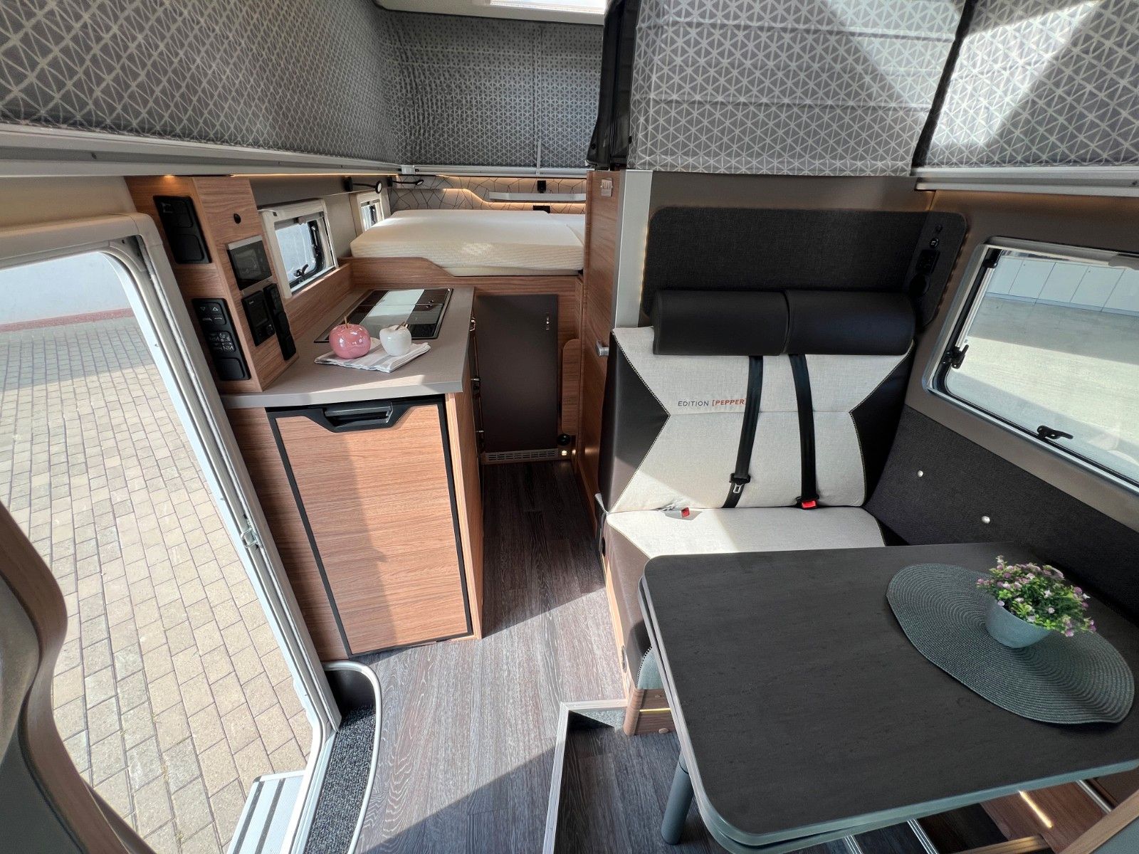 Fahrzeugabbildung Weinsberg X-Cursion CUV 500 MQ Edition Pepper