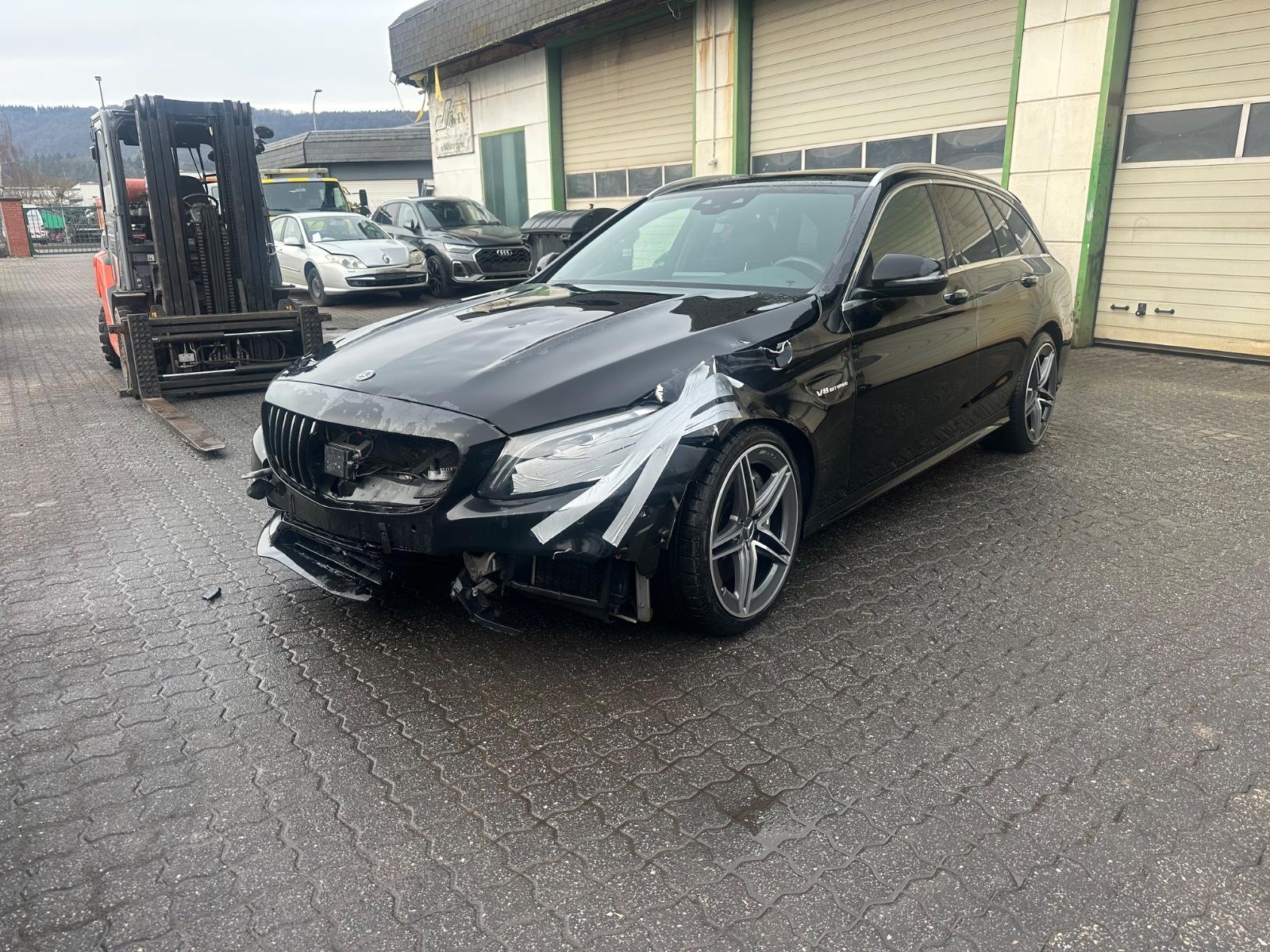 Mercedes-Benz C 63 T-Modell C 63 T AMG