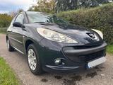 Peugeot 206+ 1.1 60PS wenig KM, Gepflegt mit Kennwood - Peugeot 206 Gebrauchtwagen in Stuttgart