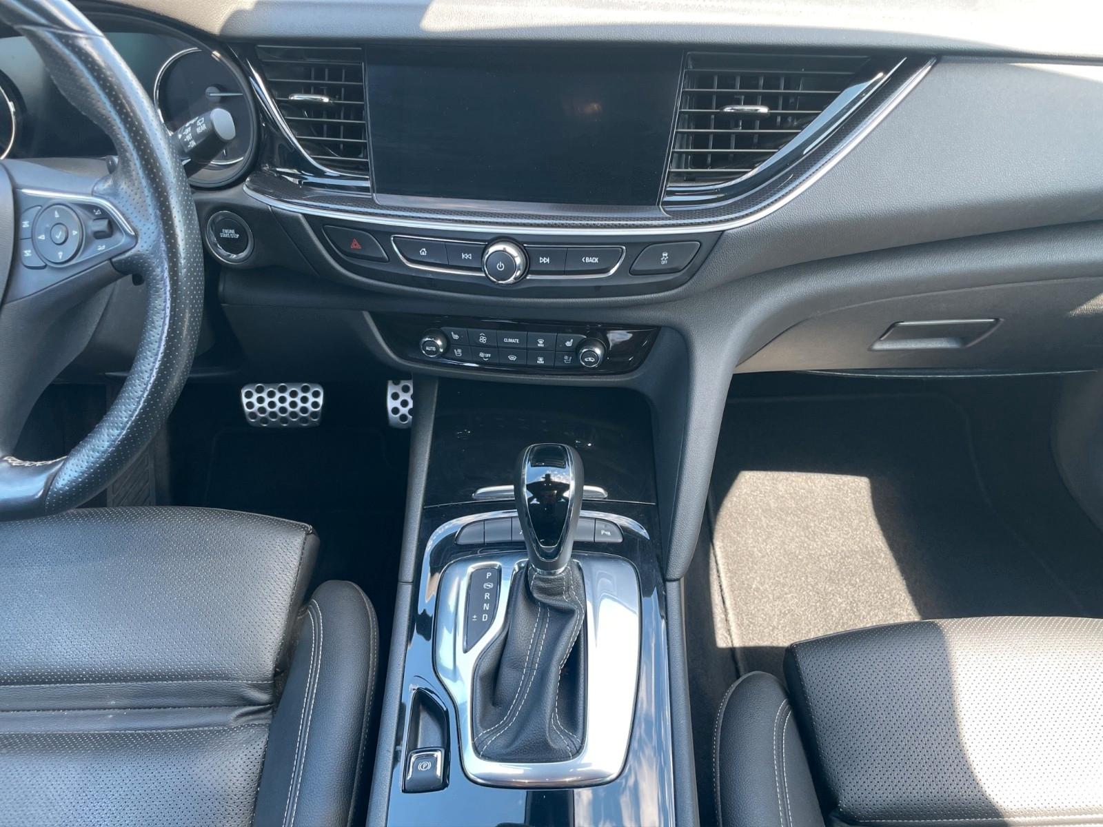 Opel Insignia 2.0 D OPC-LINE/Pano/AHK/Navi/ACC/Memory