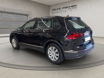 Volkswagen Tiguan - 5