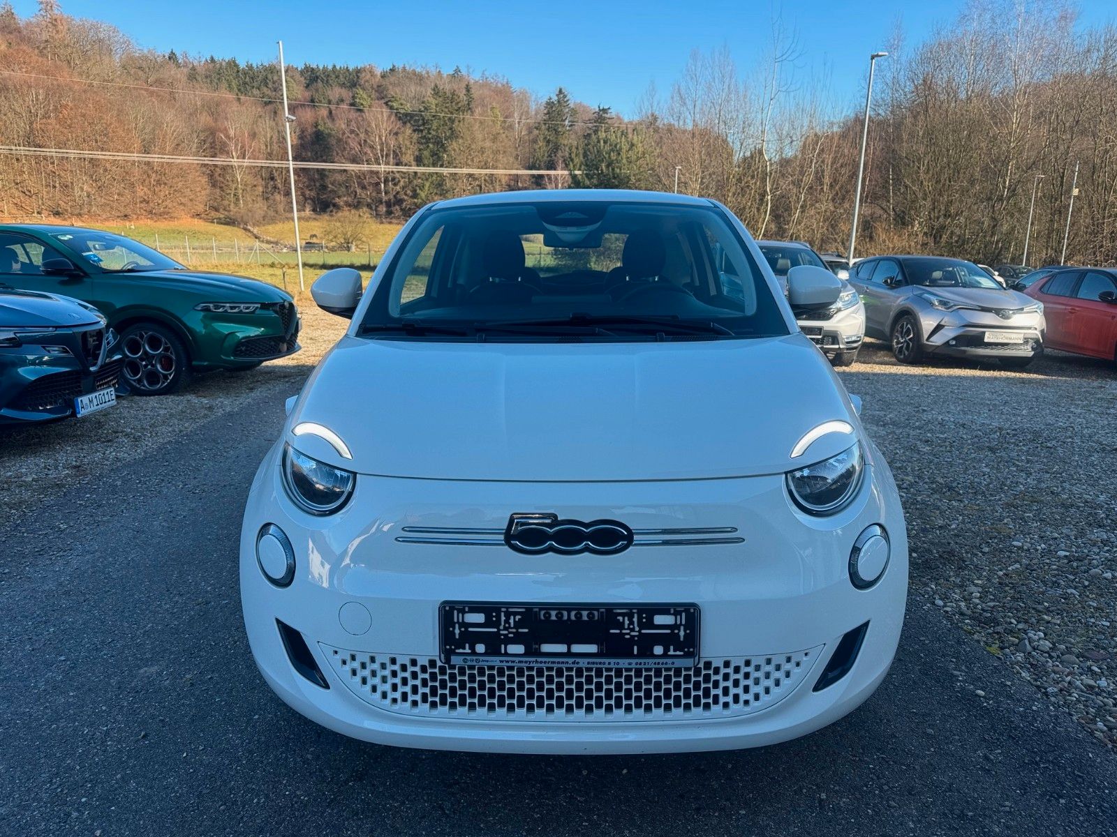 Fahrzeugabbildung Fiat 500e Carplay Klima Tempo